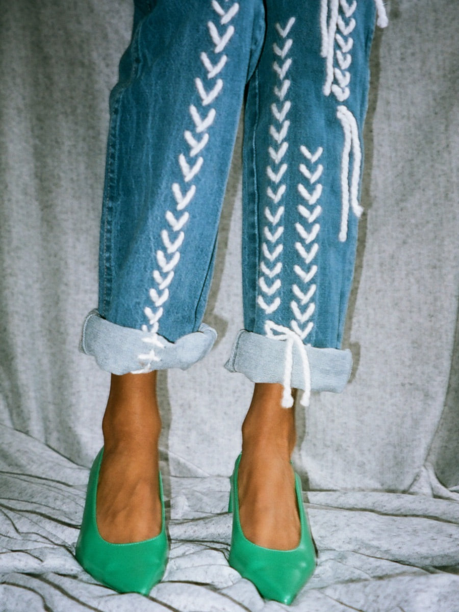Fanfare Label jeans are designed to stand the test of time with circularity, longevity & recycling at its core, Fanfare Label offers customers timeless, seasonless jeans as opposed to trend-led ranges.