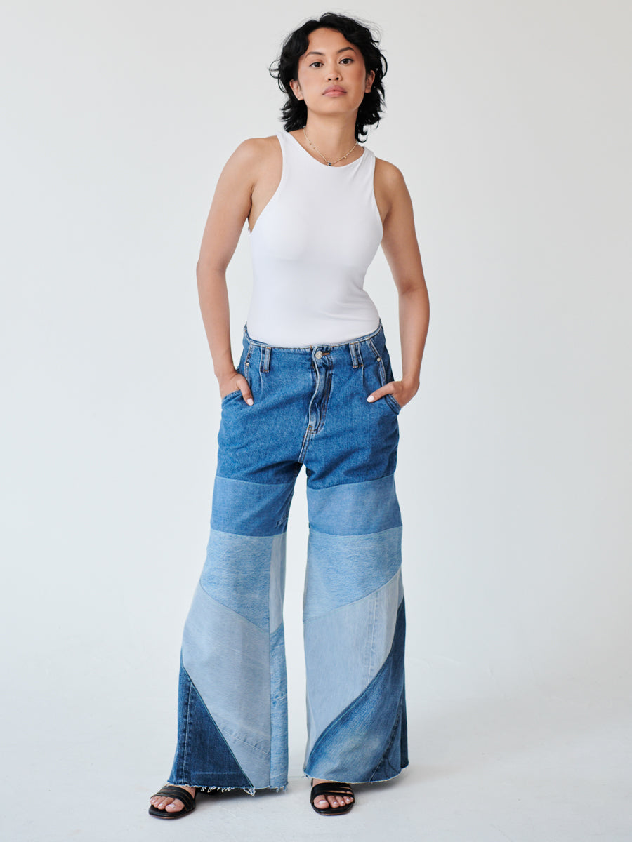 Women's Baggy Flared Jeans| High Waist | Sustainable | Fanfare