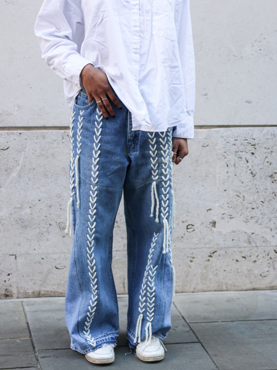 Women's High-Waist Blue Jeans with White Thread | Sustainable | Fanfare