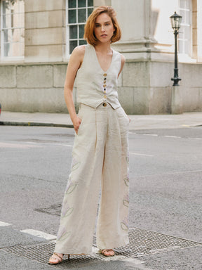 Women's Linen Trousers in Beige Floral | Celeste | Fanfar