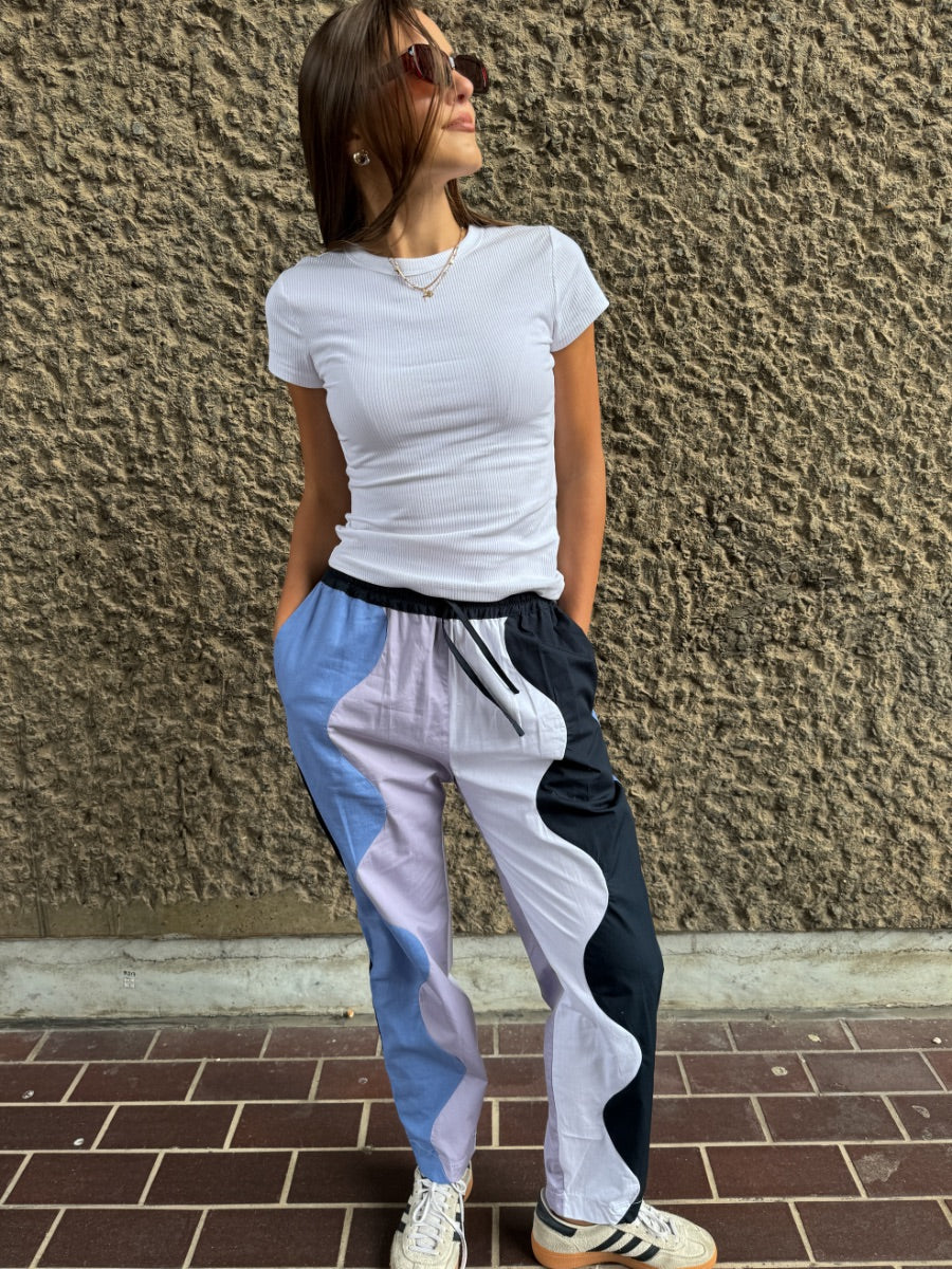 Colourful summer cotton trousers. Mix & match the Fanfare Label Midsummer collection and create the perfect co-ord. Handcrafted in our sustainable womenswear factories by Fanfare artisans.